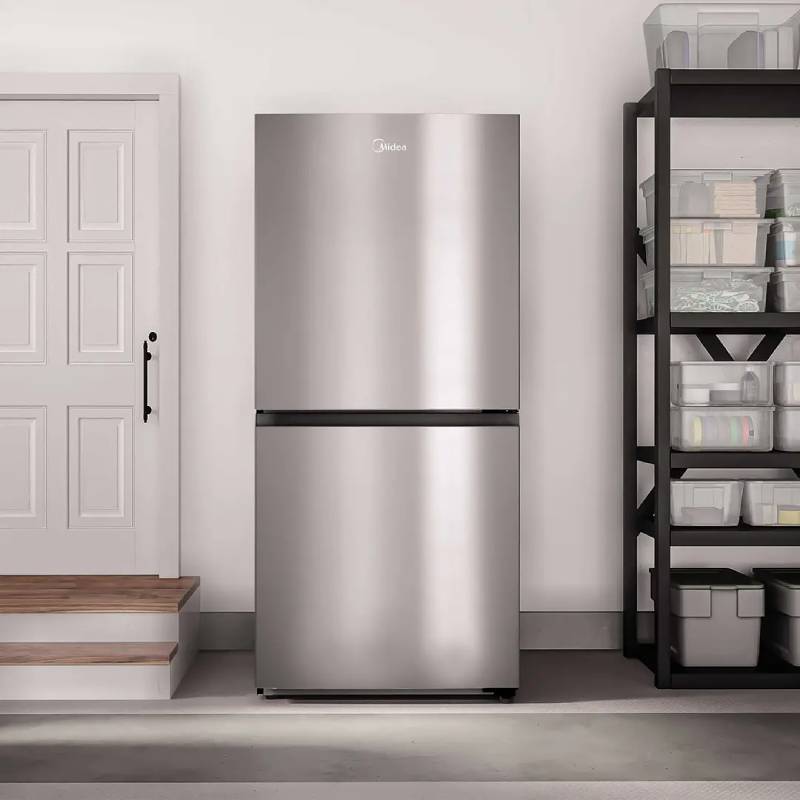 30" Midea 20.0 Cu. Ft. 50/50 Flex Convertible Refrigerator/Freezer - MRU21C7BST