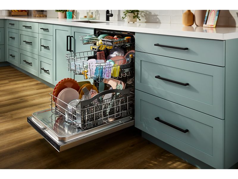 24" Whirlpool Built-in Dishwasher with Total Coverage Wash Action - WDTS8024SZ