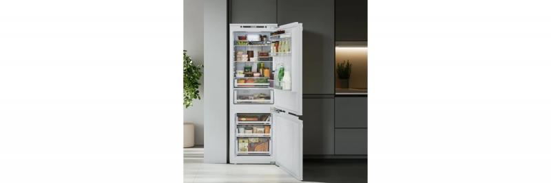 22" Electrolux 9 Cu. Ft. Counter-Depth Built-In Combi-Bottom Refrigerator​ - ERBB0920AP