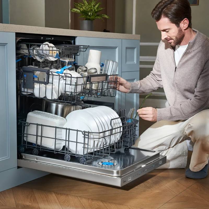 24" Midea Top Control Dishwasher with Sensor TruDry and STRAWash - MDT24P7CST